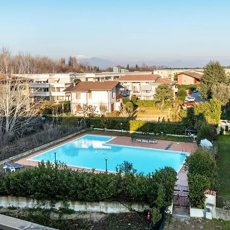 Desenzano アパート